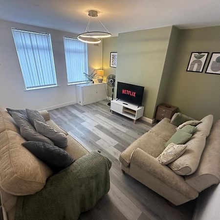 Mmc Serviced Accommodation Leigh  Eksteriør billede