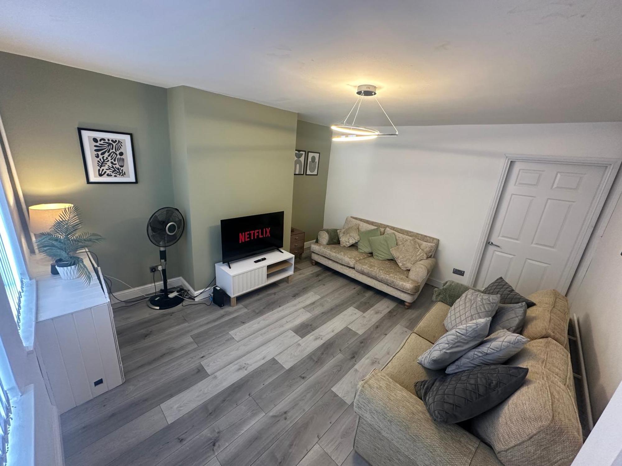 Mmc Serviced Accommodation Leigh  Eksteriør billede